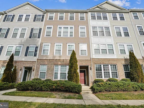 2nd image of 14840 Mason Creek Cir