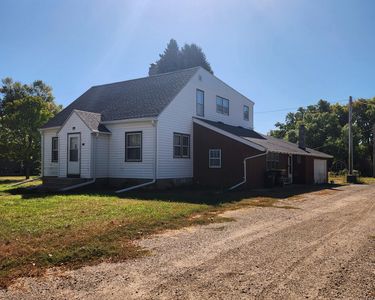 403 E Fairview Ave, Olivia, MN, 56277