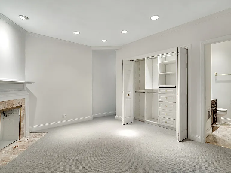 1228 N Dearborn St #2 — Photo 30