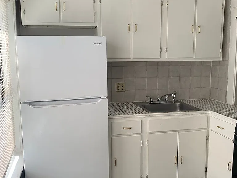 4111-4113 Walnut St — Photo 25