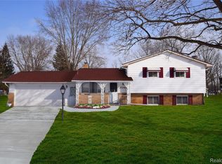 3148 Gehring Dr, Flint, MI 48506