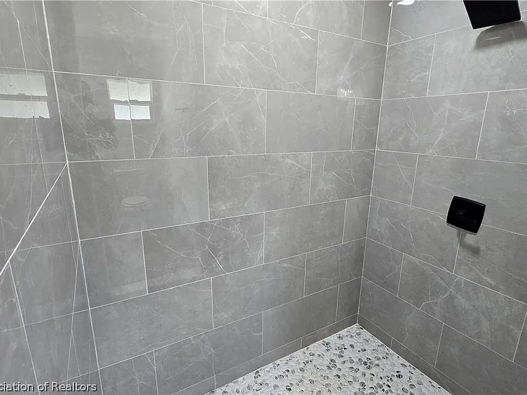 1870 N Zenith Rd — Photo 17