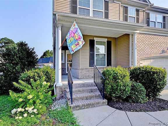 3rd image of 719 Daylily Ln