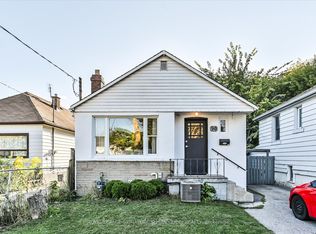 90 Meighen Ave, Toronto, ON M4B 2H7