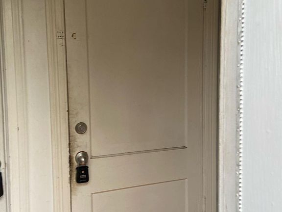 2nd image of 805 Hundley St #B