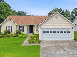 695 Amelia Grove Ln, Lawrenceville, GA 30045