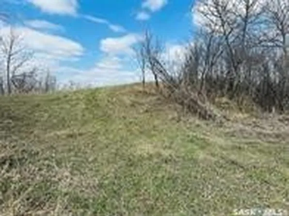 338 Green Avenue, Regina Beach, SK S0G 4C0