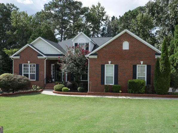 9168 N Links Dr, Covington, GA 30014