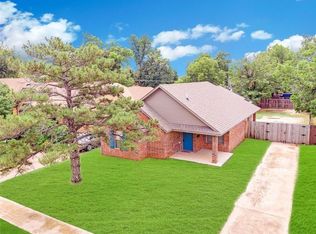 812 E Cypress St, Altus, OK 73521