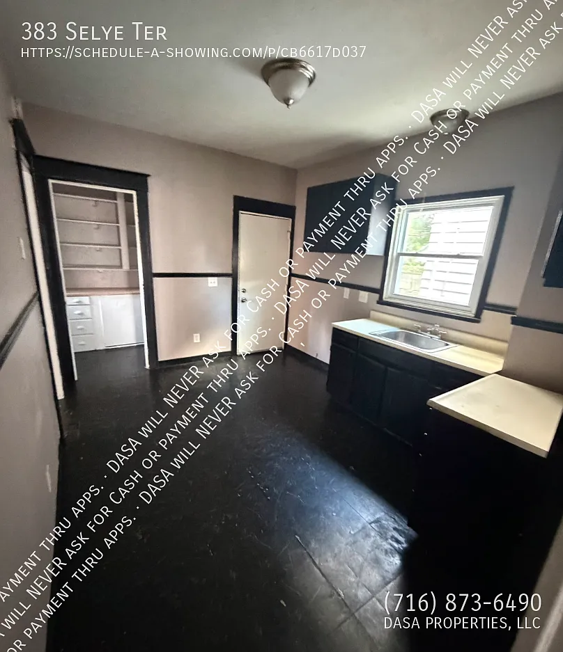 383 Selye - 3 Bed / 1 Bath — Photo 4