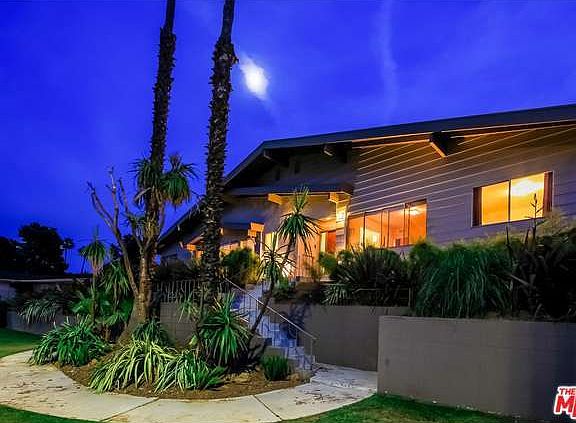 2nd image of 8520 Mulholland Dr