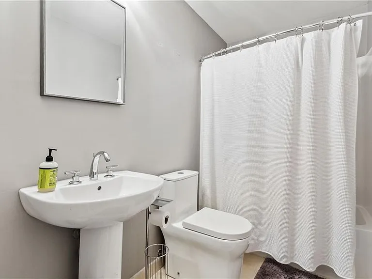 3235 Roswell Rd NE #821 — Photo 15