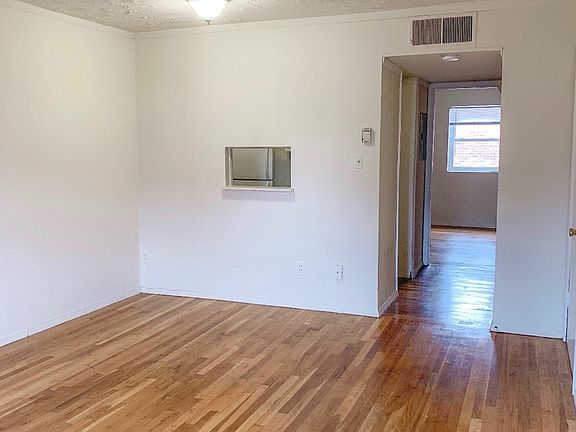 4th image of 622-644 S Allen Ave #642