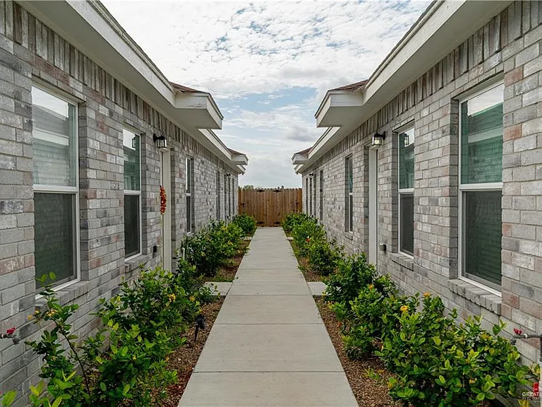 1005 W Kohala Ave #1 — Photo 6