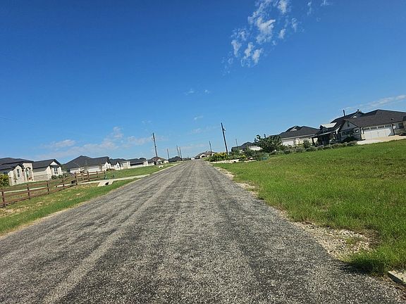 4th image of 117 Valley View Dr