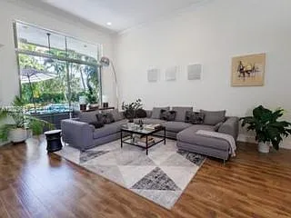280 Landings Blvd — Photo 5