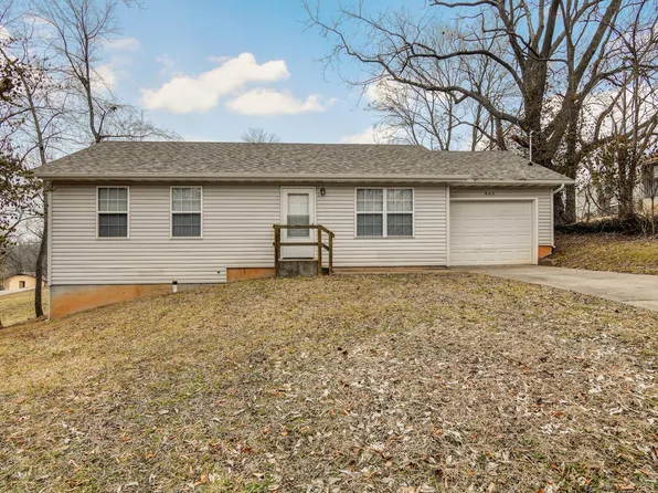 803 E Oak Street, Ozark, MO 65721