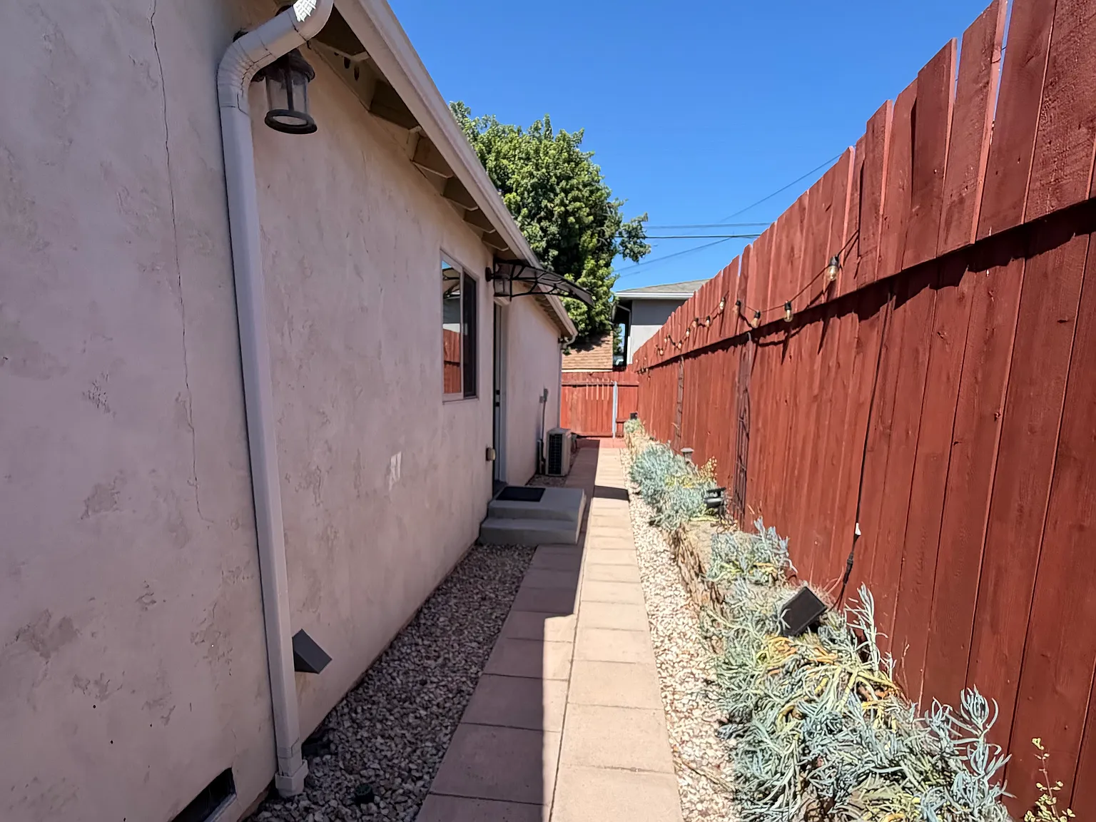 1 bed, 550 sqft, $1,950 — Photo 3
