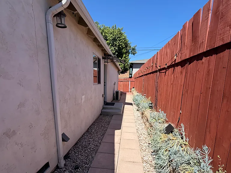 5025 College Ave — Photo 3