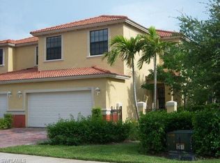 7541 Bristol Cir, Naples, FL 34120