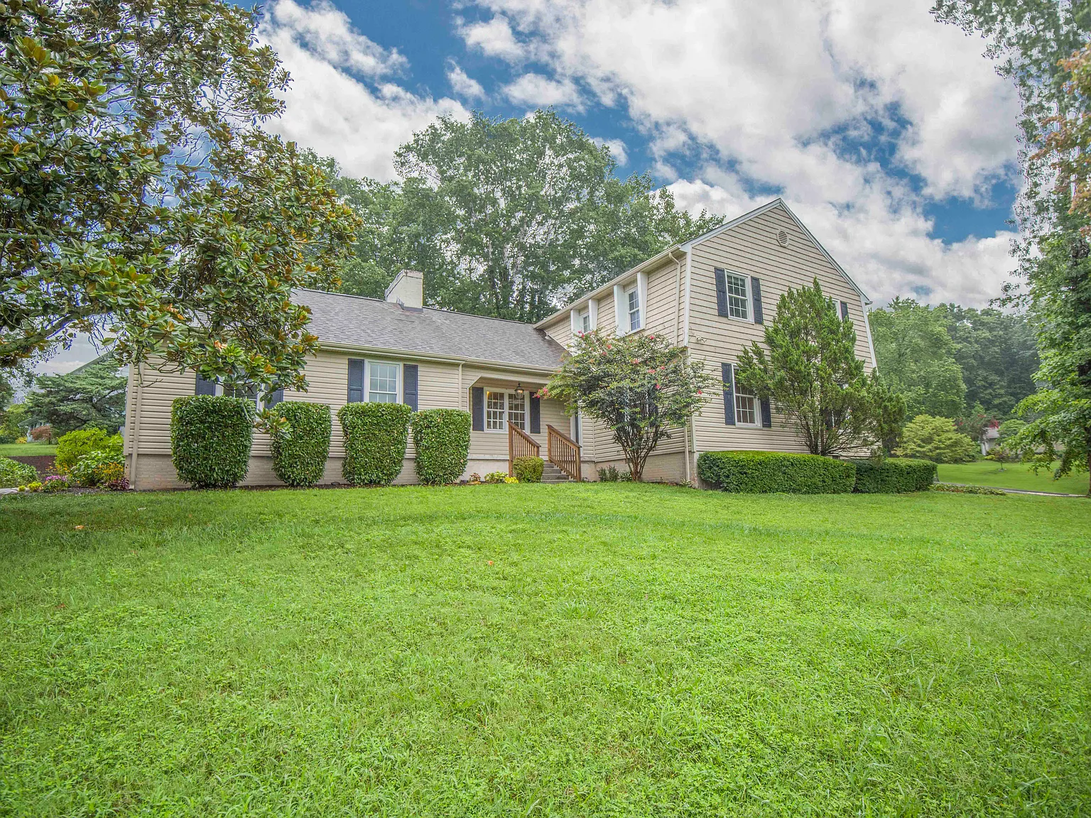 4 bed, 3552 sqft, $2,950 — Photo 1