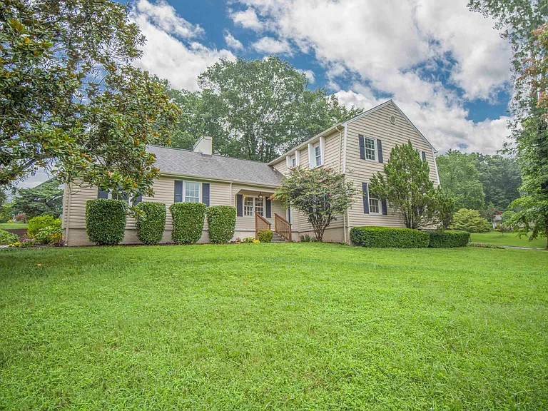 11144 Pleasant Forest Dr — Photo 1