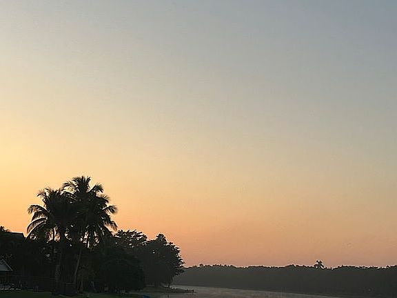 Peaceful no neighbors