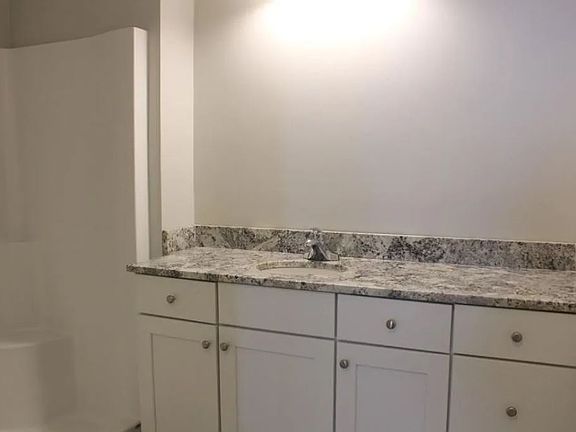 5th image of 59 Olympia Ave #2