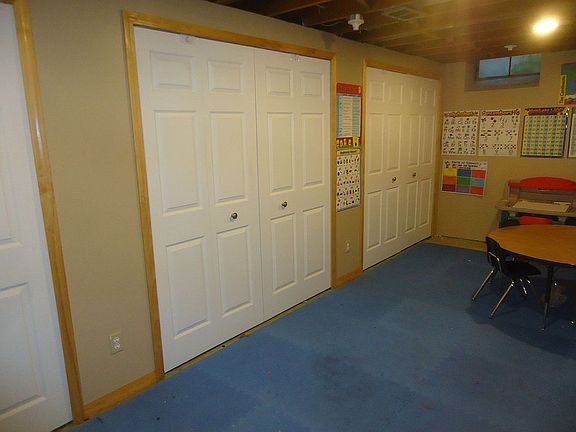 Lg. room in basement