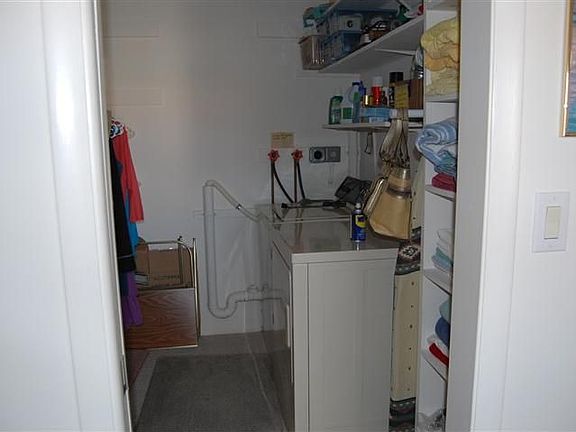 5th image of 260 Santa Maria St APT 306