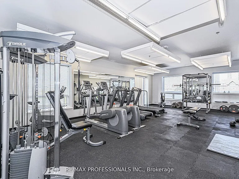 318 Spruce St #2103 — Photo 29