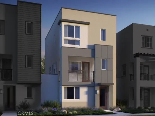 1690 W Intrepid Ln, San Pedro, CA 90732