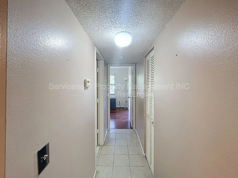 217 Woodlake Wynde — Photo 4