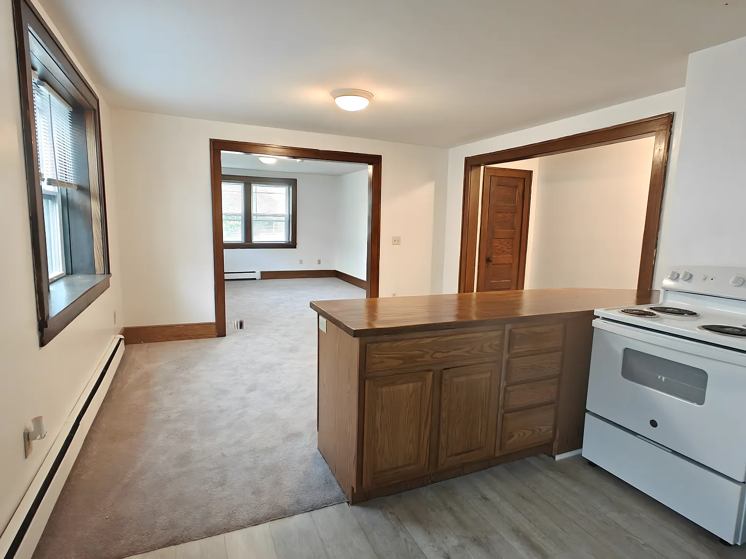 1232 Marshall Ave — Photo 2