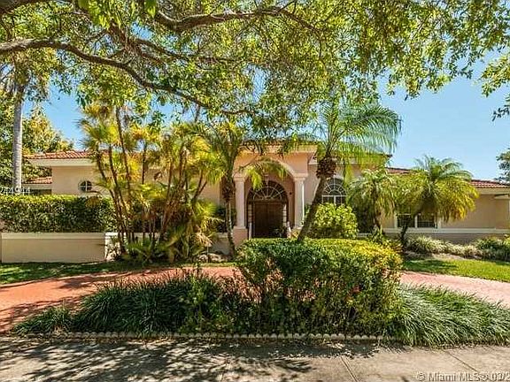 Palmetto Bay Pool Home