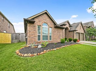7413 Woodward Springs Dr, Pearland, TX 77584