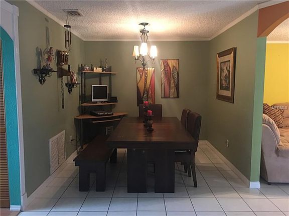 5th image of 34 Wagon Cir