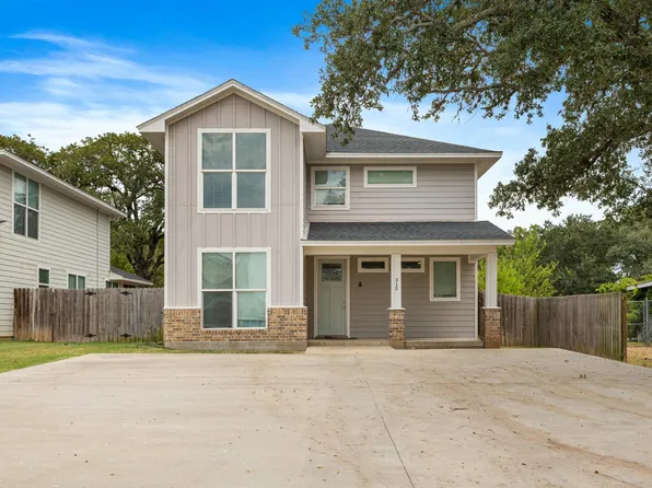 313 Fairway Dr, Bryan, TX