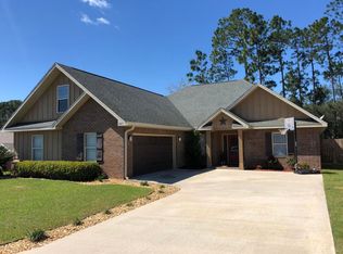 4645 Hermosa Rd, Crestview, FL 32539