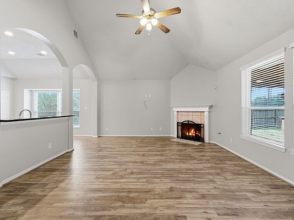 3rd image of 15758 Bending Birch Dr