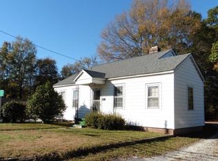 651 Cambridge Ave E, Greenwood, SC 29646