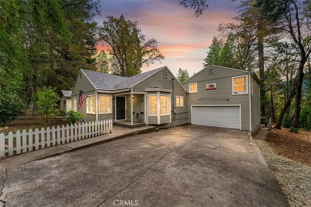 4 bed, 1645 sqft, $3,750 — Photo 1