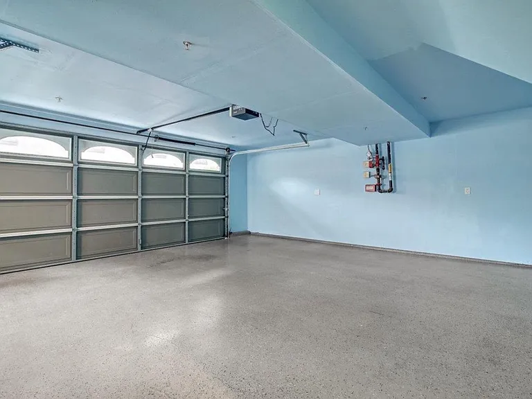 3276 Shiraz Pl — Photo 12