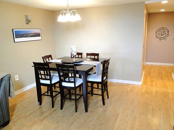 3rd image of 94 Newbury Ave APT 307