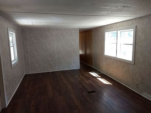 5th image of 805 Splane Dr APT G
