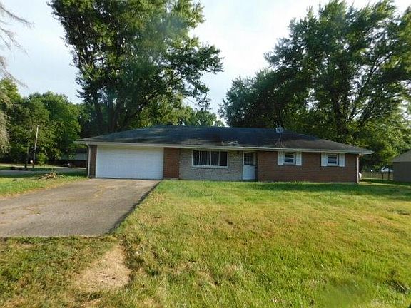 2nd image of 1401 Wood River Blvd