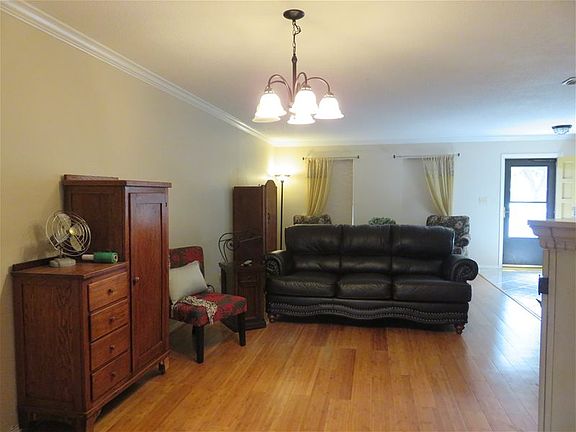 4th image of 1708 Palm Valley Dr W