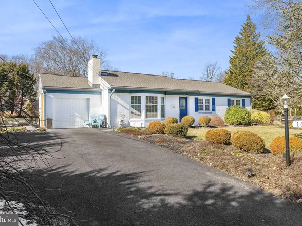 103 Southwick Dr, Wilmington, DE 19810