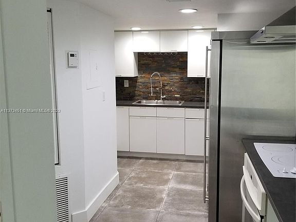 5th image of 825 Brickell Bay Dr APT 1948