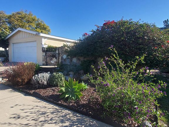 3rd image of 3033 Chauncey Dr